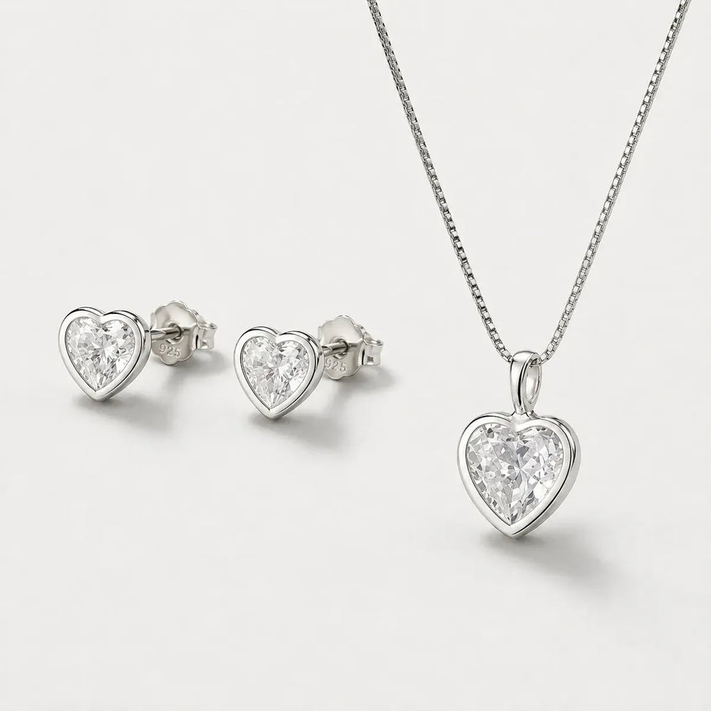 Conjunto Brinco Colar Coracoes Cravejado